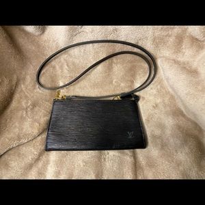 COPY - Louis Vuitton EPI Pochette clutch in Noir-black Interior removed due to …